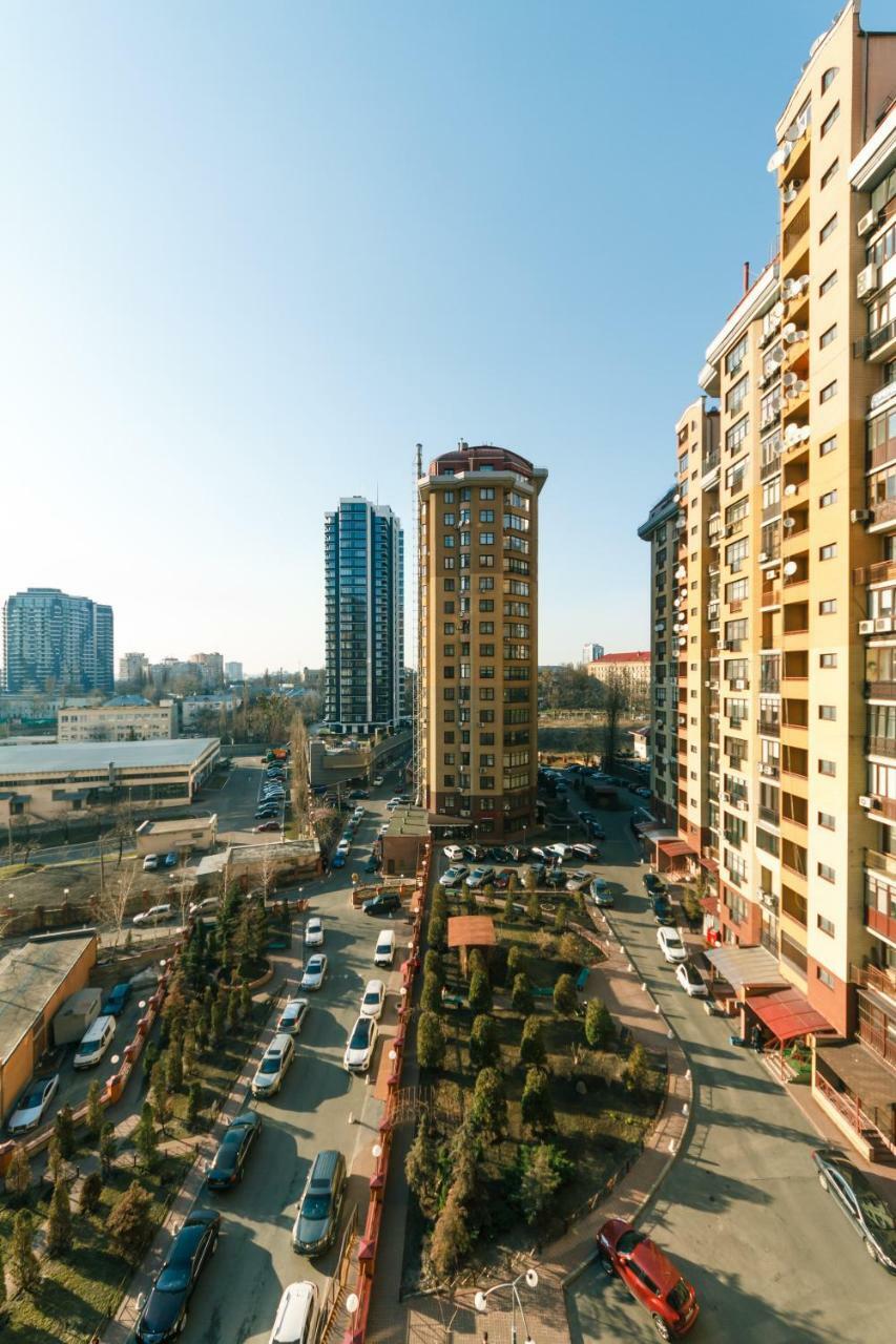 3 Комнатные Апартаменты В Центре Печерска Kyjev Exteriér fotografie